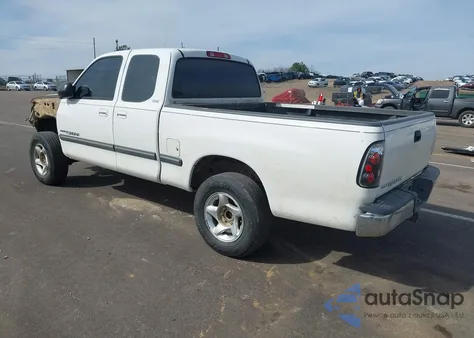 2001 Toyota Tundra Sr5 z USA, uszkodzony, nr VIN 5TBRN34191S161970